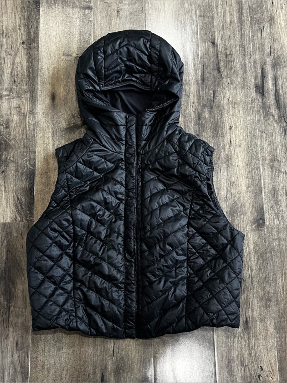 Lululemon Black Cropped Hooded Puff Vest Women’s Size 10
